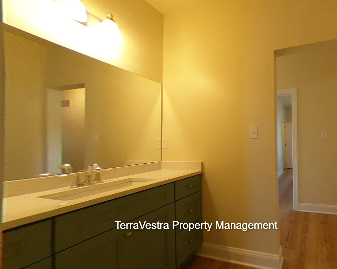 12 Bedrooms Now showing for 2026-2027 school year! Move in 06-01-2026 — Photo 3