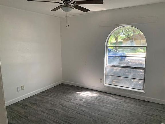 2nd image of 3301 Janwood Ln