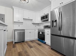 6 Beechwood Dr, Ansonia, CT 06401