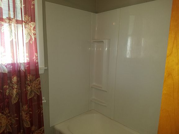 2nd image of 2308 Burbank Ave