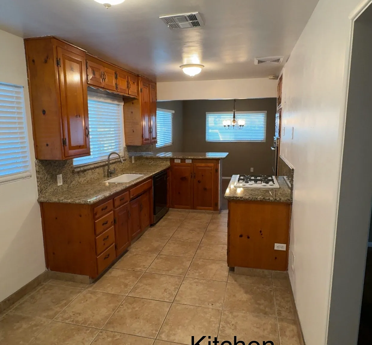 Amador Ave, Bakersfield — Photo 4
