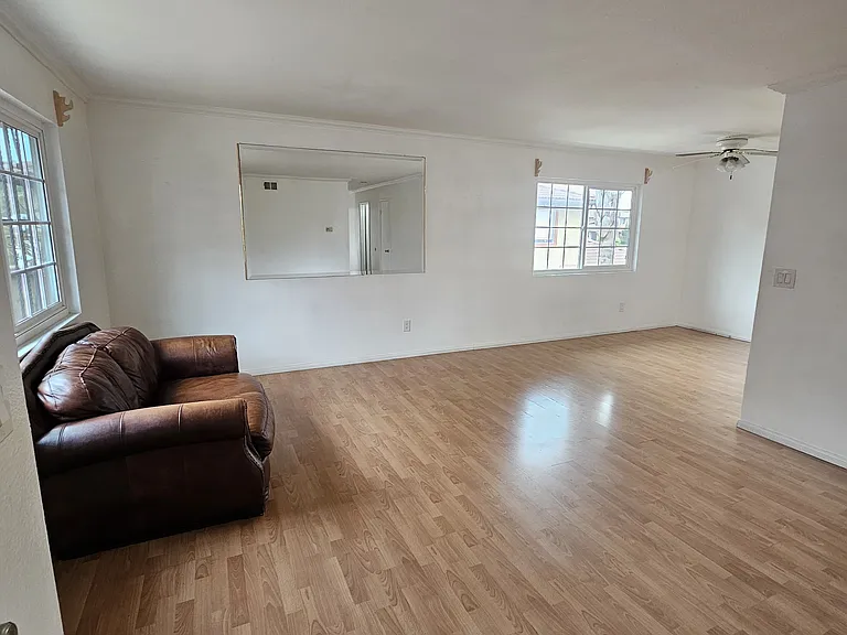 Entrance to living area