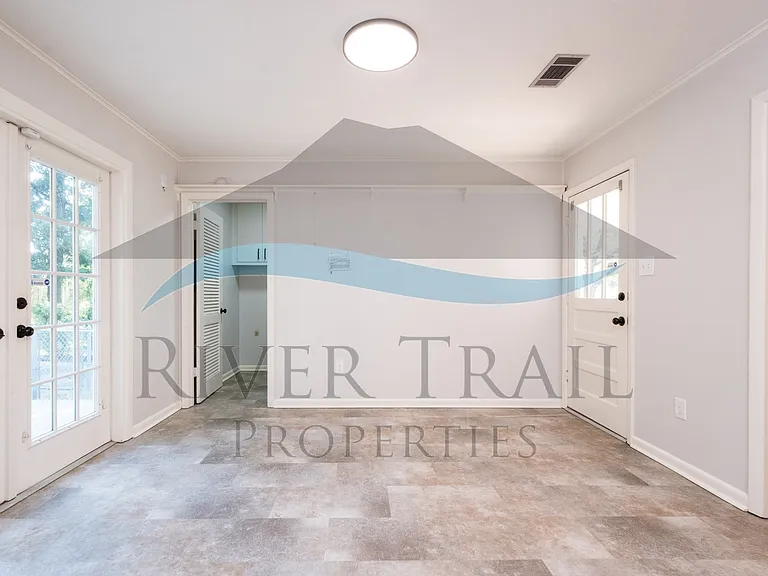 10202 Ronald Dr — Photo 20