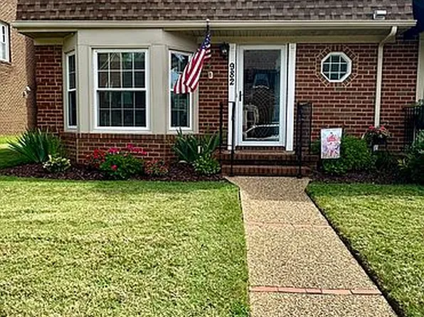 982 Colonial Meadows Way, Virginia Beach, VA 23454