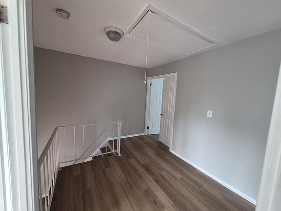 5th image of 28 Acrux Ct