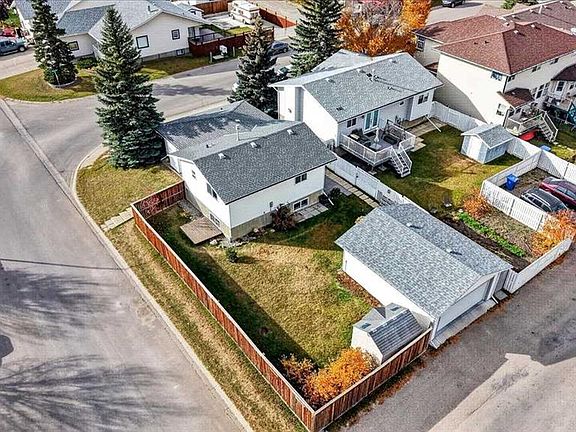 5th image of 616 S 18th St SE
