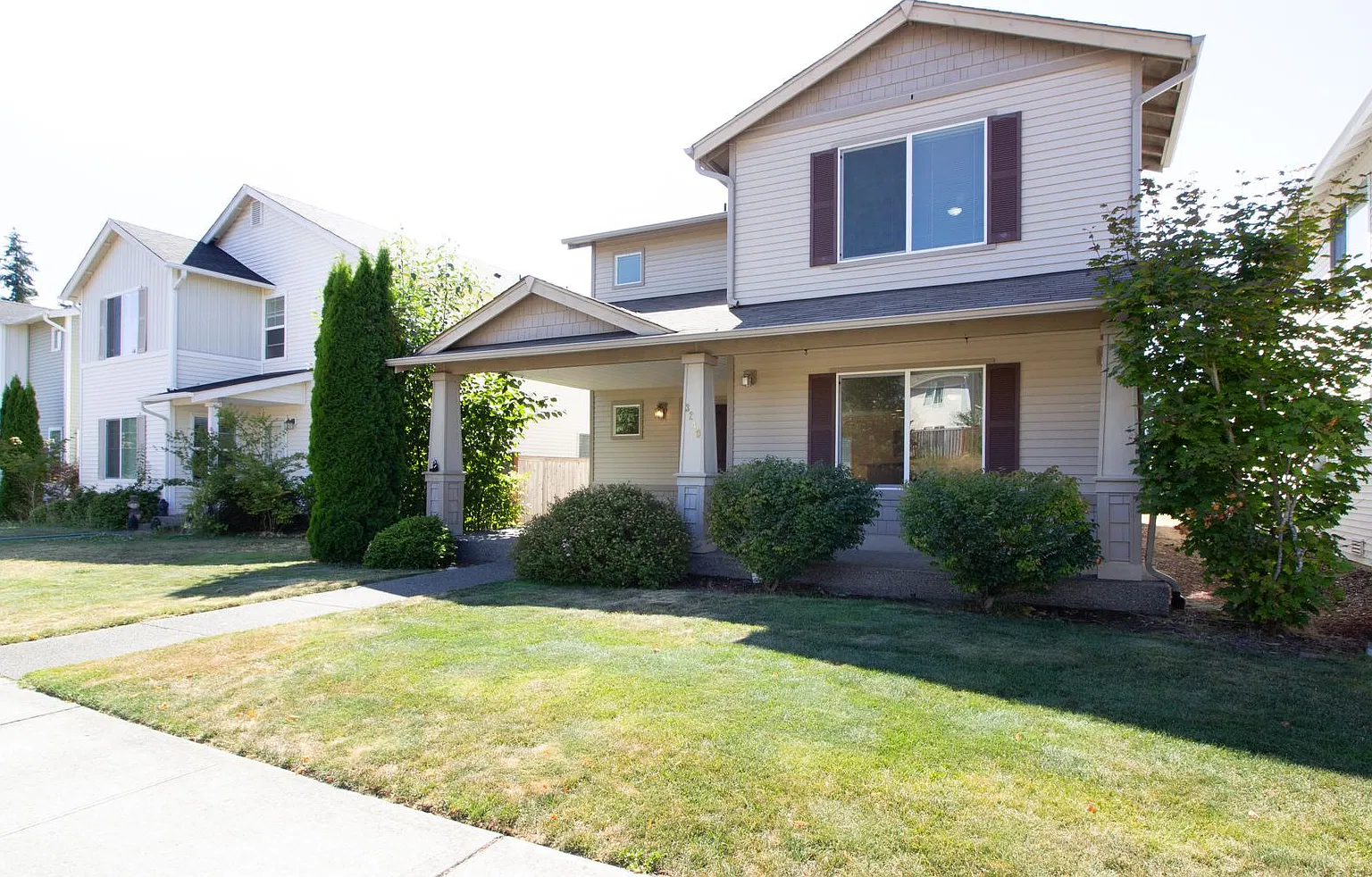DuPont 3 bedroom plus loft home — Photo 3