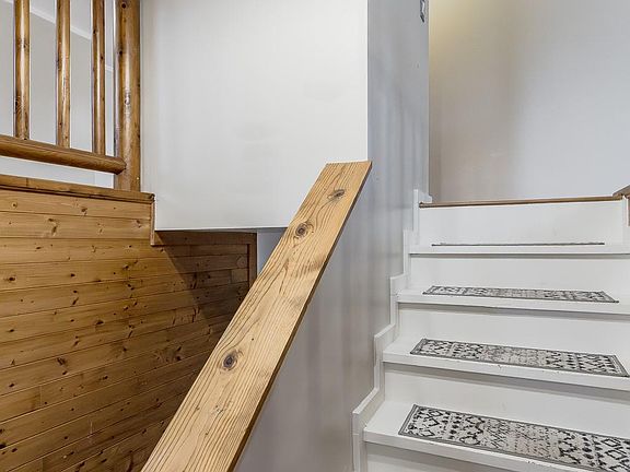 4th image of 7691 Bridge Rd