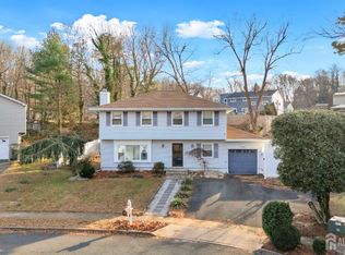 4 Janis Ct, South Amboy, NJ 08879