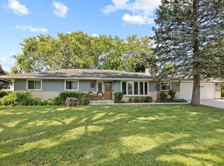 6726 Dale Rd, Darien, IL 60561