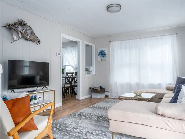 121 Middle Ave, Saratoga Springs, NY 12866