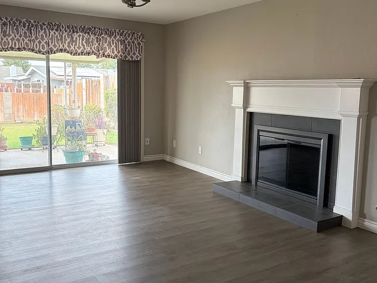 4301 Skye Dr — Photo 7