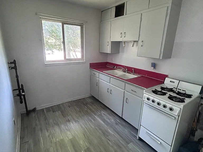 881 Monroe St #883 — Photo 7