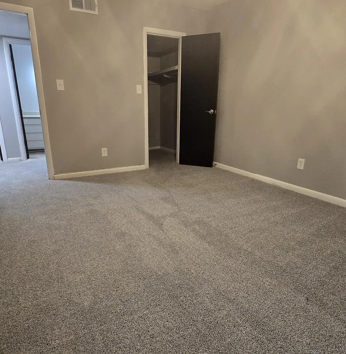 2 bed, 1.5 bath, 936 sqft, $1,395 — Photo 4