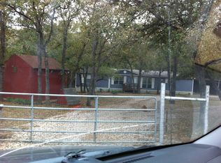 115 Red Oaks Dr, Dale, TX 78616