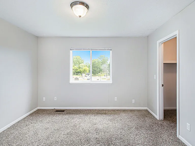 Westwind Townhomes — Photo 37