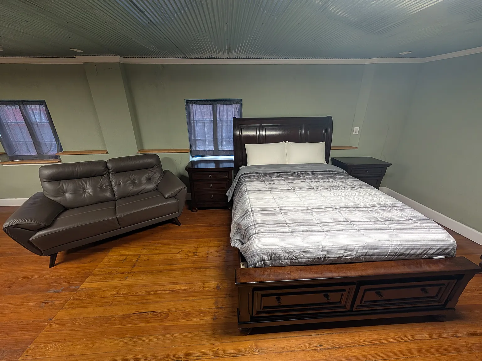 Studio, 545 sqft, $1,200 — Photo 2