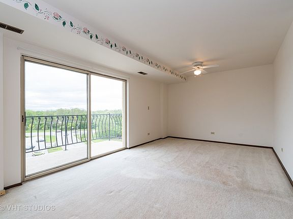 4th image of 18400 Cherry Creek Dr APT 611
