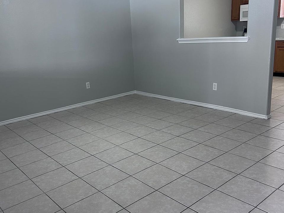 1st image of 2324 W Elisa Ln #7