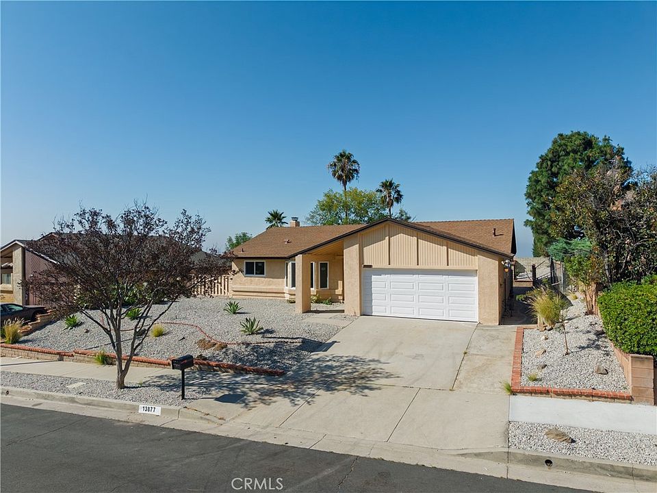 1st image of 13877 Shablow Ave