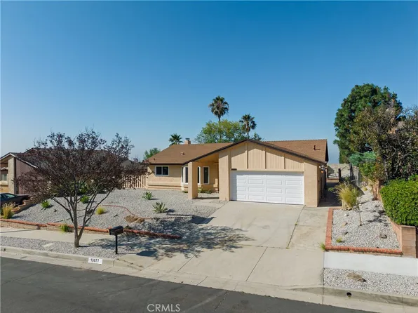 13877 Shablow Ave, Sylmar, CA 91342