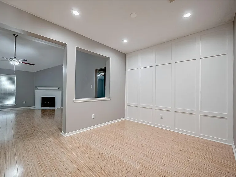 2802 Burgess Hill Ct — Photo 11