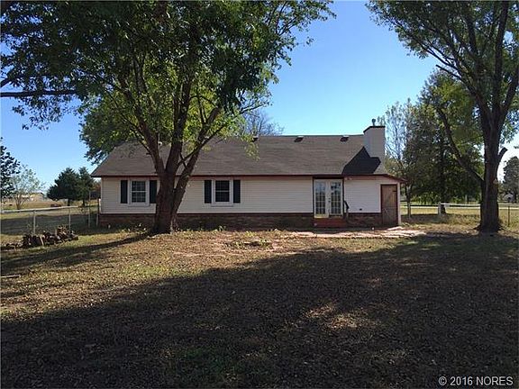 2nd image of 14921 Cedar Dr