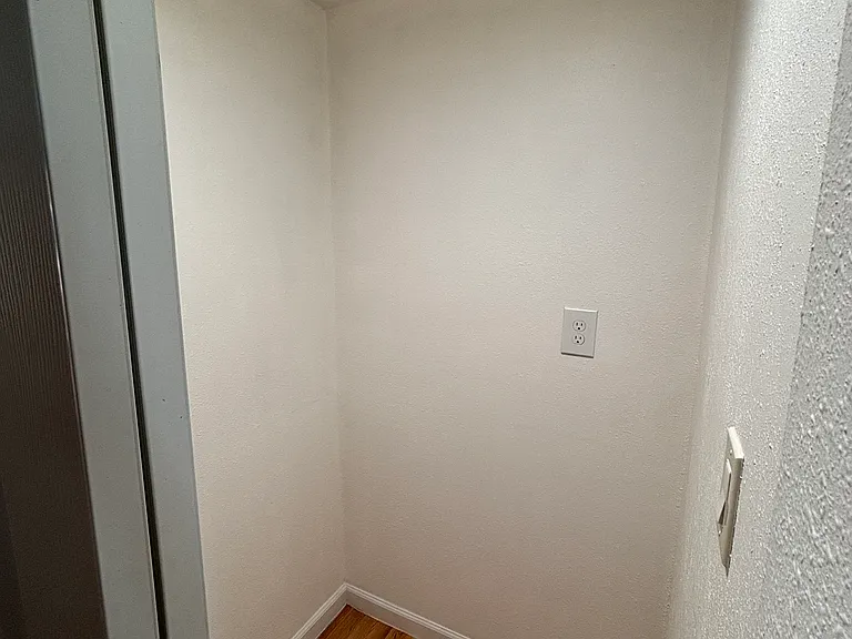 11545 Roosevelt Way NE — Photo 10