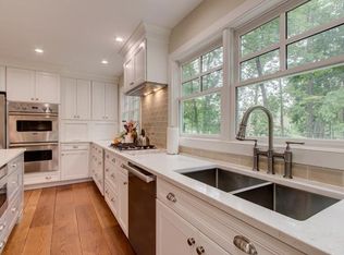 8 Lake Rd, Katonah, NY 10536