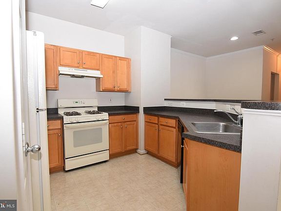 5th image of 13397 Connor Dr APT G