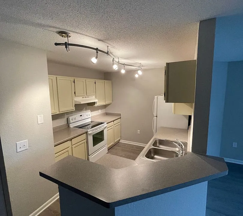 The Parkridge Apartments