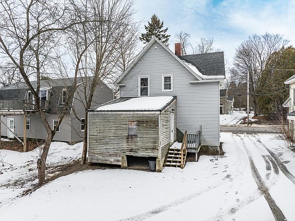 3rd image of 488 Main Street