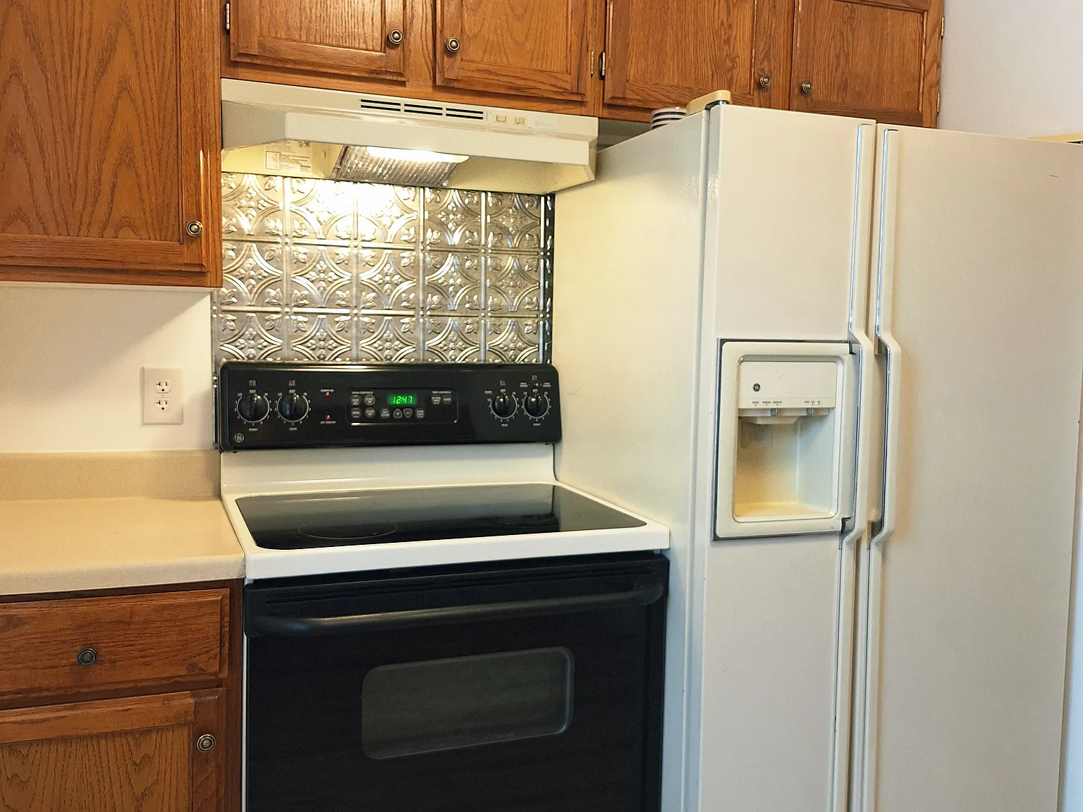 2 bed, 1080 sqft, $1,350 — Photo 3