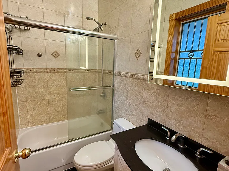 4222 Utopia Pkwy #1 — Photo 10