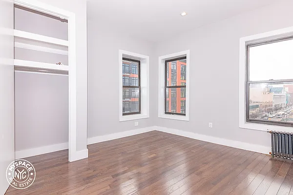 Rented by MySpaceNYC | media 17