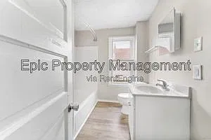 2 bed, 1.0 bath, $1,025 — Photo 4
