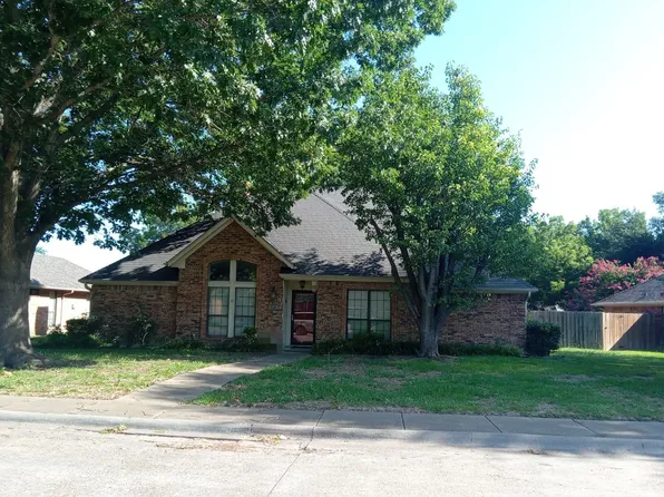 516 Wisterglen Dr, Desoto, TX 75115