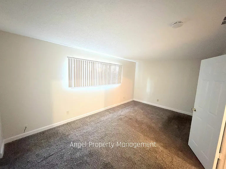 7887 Vistaridge Dr — Photo 20