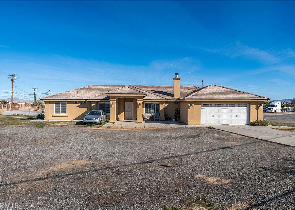 1st image of 17620 Lemon St