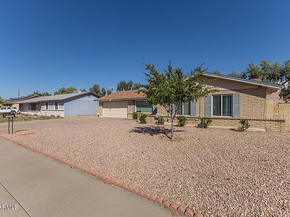 3rd image of 10605 N 45TH Drive