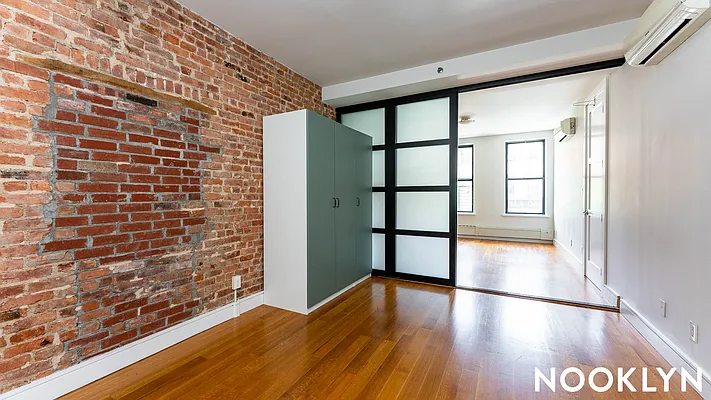 Rented by Nooklyn NYC LLC | media 27