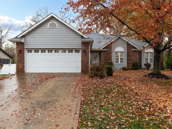 213 Belden Dr, Edwardsville, IL 62025