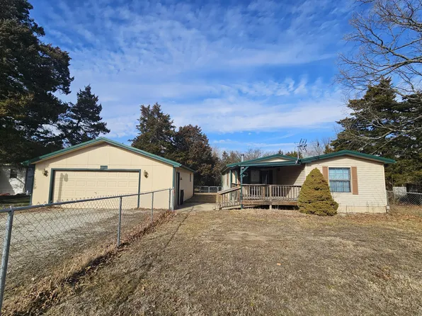 23821 Oakwood Ter, Flemington, MO 65668