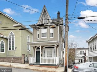 113 W Oak St, Shenandoah, PA 17976