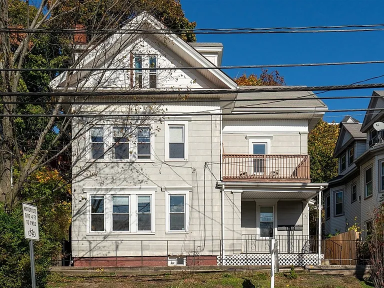 281 Washington Ave #2 — Photo 11