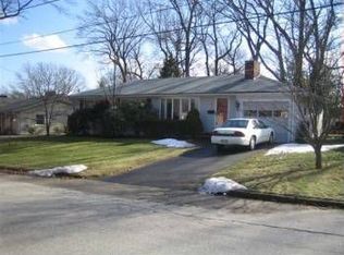 14 Everbloom Dr, Cranston, RI 02920