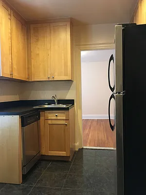 Rented by Kew Forest Realty Inc | media 29