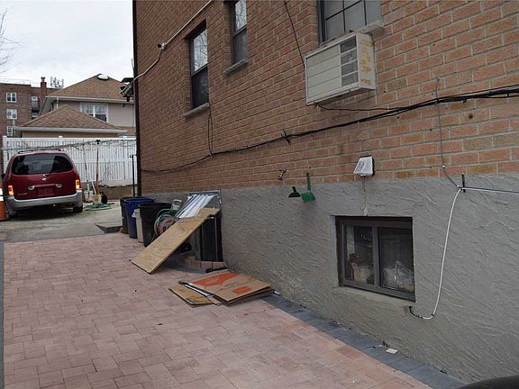 3rd image of 8442 170th St