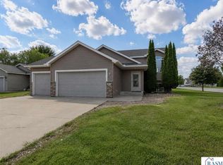 100 Olympic Ct, Mankato, MN 56001