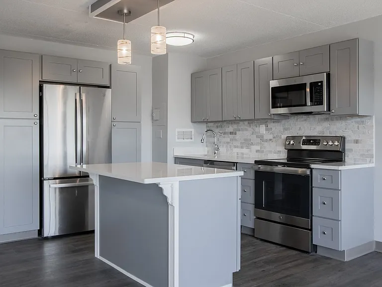 Rahway Plaza Apartments — Photo 10